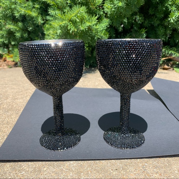 Bedazzled Wine Glass Set - Picture 10 of 11